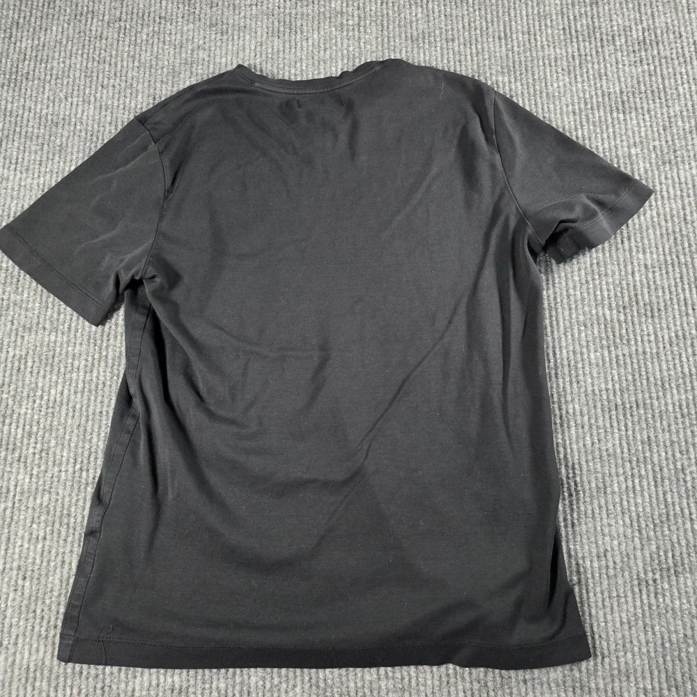 Banana Republic Luxury Touch Performance V-Neck T-Shirt Mens Medium Black Tee
